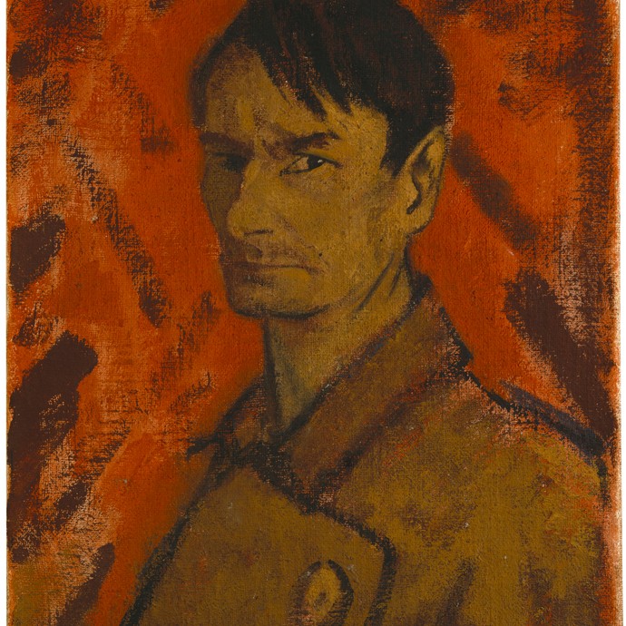 Das Selbstportrait Otto Muellers ist in einem leuchtenden Orange-Braun gehalten. Mueller blickt mit strengem Blick in Richtung der Betrachter:innen. (vergrößerte Bildansicht wird geöffnet)