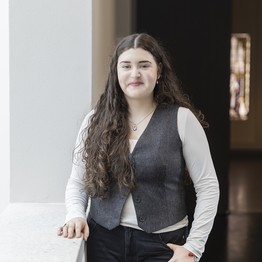 Das Foto zeigt Maya Brake.